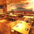 「フロア貸切り」桜島を眺めながら、50名様以上で貸切可能なテーブル席立食時最大80