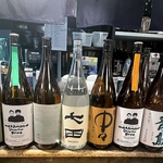 厳選したお酒を多数ご用意がございます。料理に合うお酒はお気軽にお声掛け下さい♪