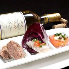 料理に合わせ、ワインのペアリングをご提案いたします