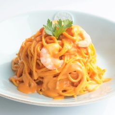 海老とトマトの濃厚クリームパスタ