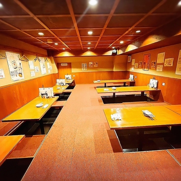 たか鳥 三宮駅前店の雰囲気1