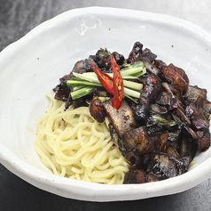 ジャジャン麺