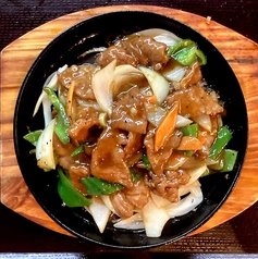 牛肉鉄板焼き/豚肉鉄板焼き