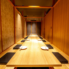 宴会個室多数あり!厳選した料理、日本酒を嗜むのに最適な落ち着いた雰囲気の個室を豊富にご用意してお待ちしております。