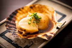 活ホタテ貝バター焼