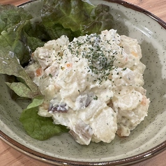 いぶりがっこポテサラ