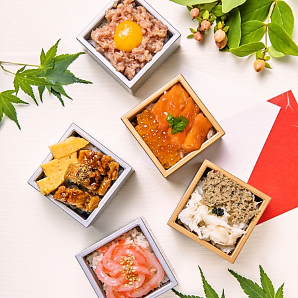 目でも楽しめる女子会などのおすすめのお料理もご用意しております。