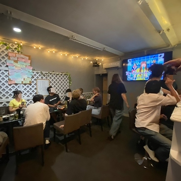 stand bar AJITO スタンドバーアジトの雰囲気1