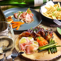 お肉とハーブと燻製 OLAのコース写真