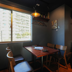 【4名様用テーブル席】