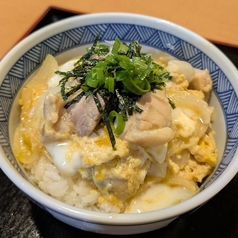 お得な平日限定セット！選べる丼と本格そばを満喫