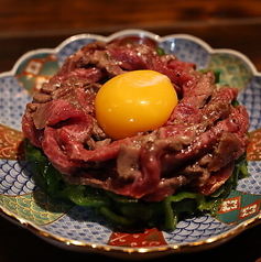 飲める!石垣牛ユッケの青椒肉絲