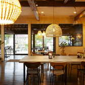 Mano All Day Cafe & Roasteryの雰囲気2