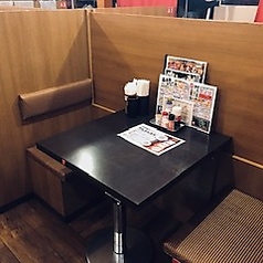 テーブル席