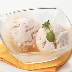 ストロベリーマスカルポーネのアイス