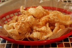 CHICHARON 豚皮スナック