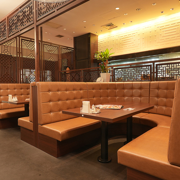 中華旬彩料理 東方紅 武蔵小杉店の雰囲気1