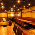 貸切宴会もお任せください！広々とした店内で自慢のお酒や料理をご堪能くださいませ！大人数様に嬉しいお得なクーポンも◎飲み放題付のお得なコースも多数ご用意いたしておりますので併せてご確認ください。