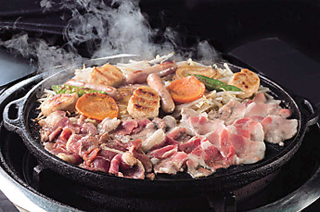 【食べ放題ある日の一例】揚げ物・海鮮・炒め物・サラダもご用意！