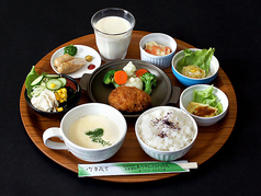 あさやレストハウスのおすすめランチ1