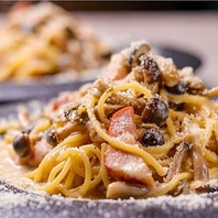 お得なランチメニューでピッツァ・パスタを堪能！