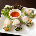 料理メニュー写真&nbsp;生春巻き(4P)/トマトチーズサラダ