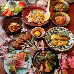 炉端とホルモンと串焼きとおでん とっとっと 梅田お初天神店のコース写真