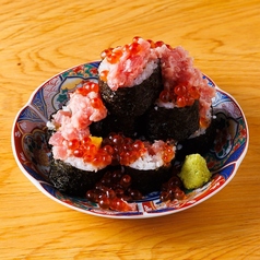 ぶっかけいくらトロたく巻き