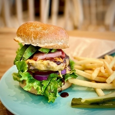 100%Beefアボカドベーコンチーズバーガー
