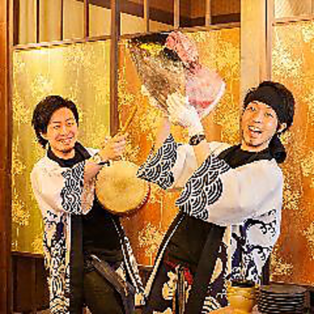 気さくで明るい店員がご来店下さった方が愉しいひと時をお過ごし頂けるようお手伝い♪