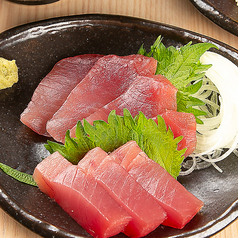 赤身まぐろ刺身(キハダかメバチ、仕入れによる)