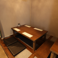 広めの個室でごゆっくりお食事を愉しめます♪