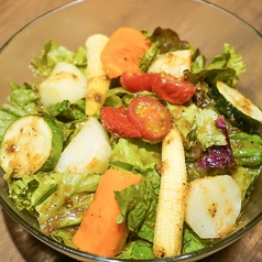 グリルサラダ