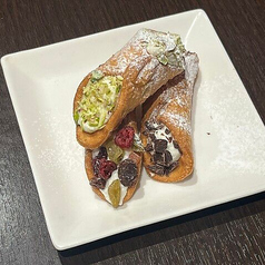 カンノーリ シチリアーナ