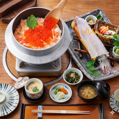 イカ活き造りと博多尽くし 個室居酒屋 うまかたい 福岡天神店のコース写真