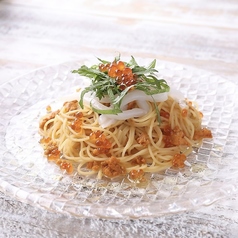うにといくらの冷製パスタ