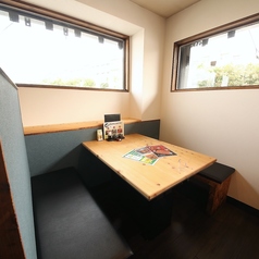 色々なタイプのお席をご用意しております