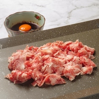 酒が進む肉料理が勢揃い！強炭酸ハイボールとの相性抜群