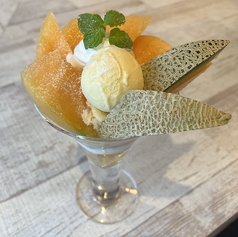 メロンのパフェ