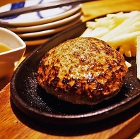 地元の新鮮な食材を活かした和洋折衷の一品