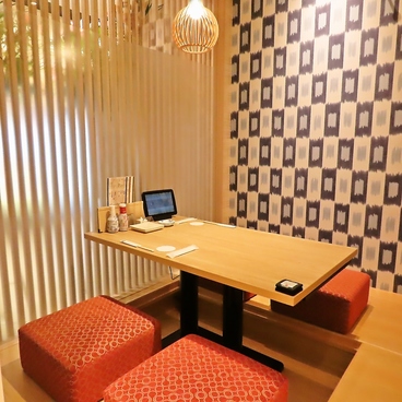 鮨やハレの日 KITTE博多店の雰囲気1