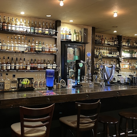 こだわりの美味しいお酒と楽しい空間を用意してお待ちしております。