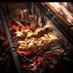朝締め鶏の旨みを引き出す炭火焼きへの徹底したこだわり