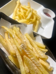 フライドポテト(塩・チーズ・バター醤油)