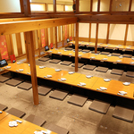 個室は全17室。団体様も個室でご案内。