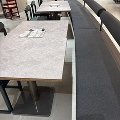 ソファー席あります