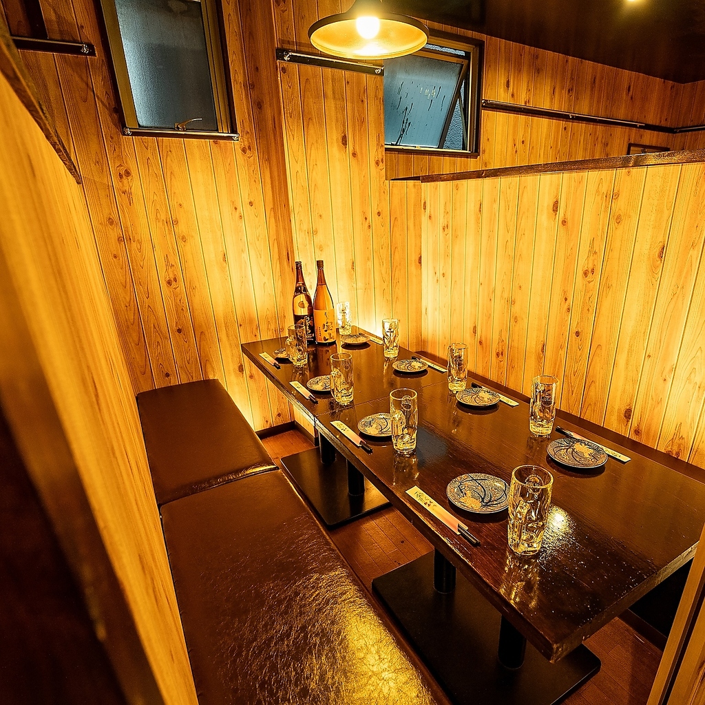 和風個室で楽しむ本格炭火焼き鳥&串焼き