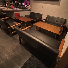 ダイニングバーBOOZER ブーザーの雰囲気3