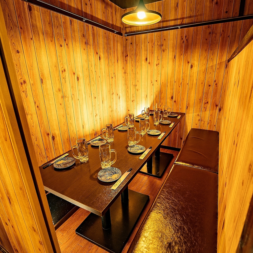 和風個室で楽しむ本格炭火焼き鳥&串焼き