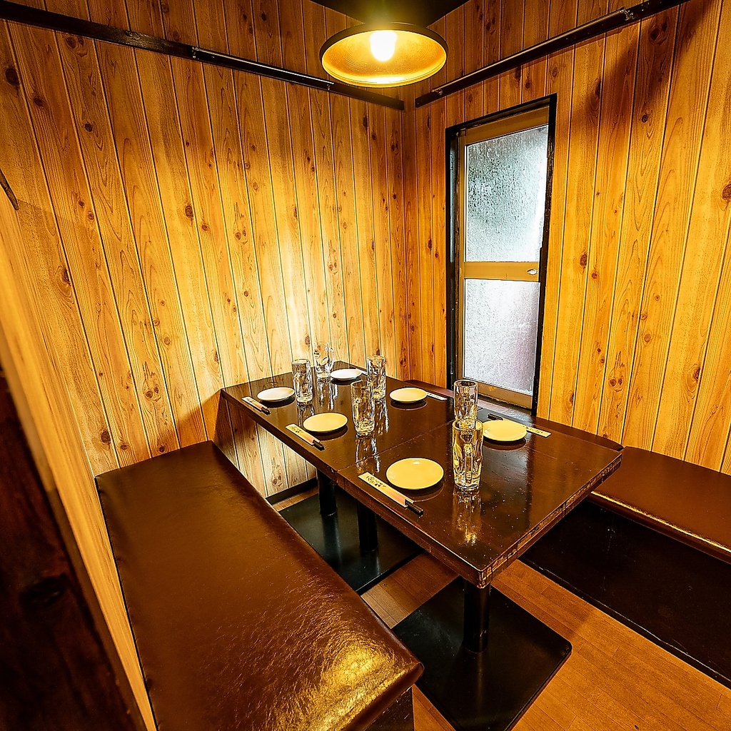 和風個室で楽しむ本格炭火焼き鳥&串焼き